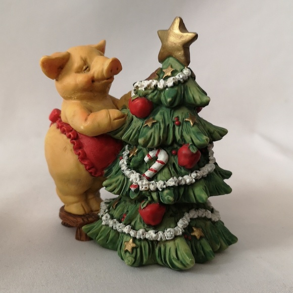 Adorable Vintage Resin Pigsville Holiday Figurines Set of Five - Picture 5 of 5